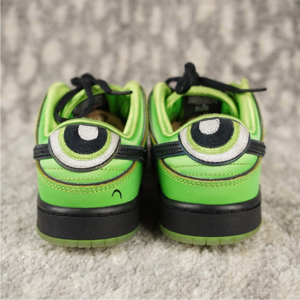 Nike SB Dunk Low Sneakers Kids Sz 2Y Powerpuff Girls Buttercup Green FZ8832-300 - Picture 6 of 13